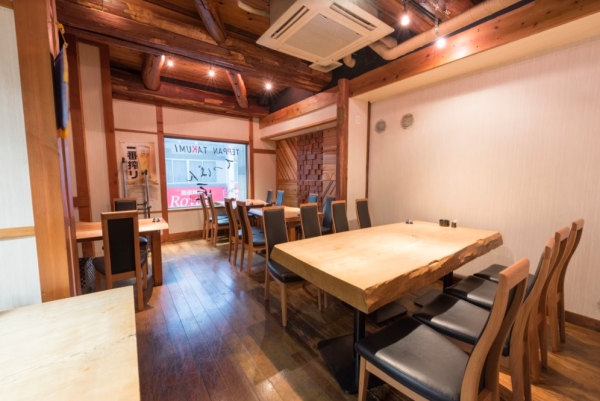 てっぱん匠 店内